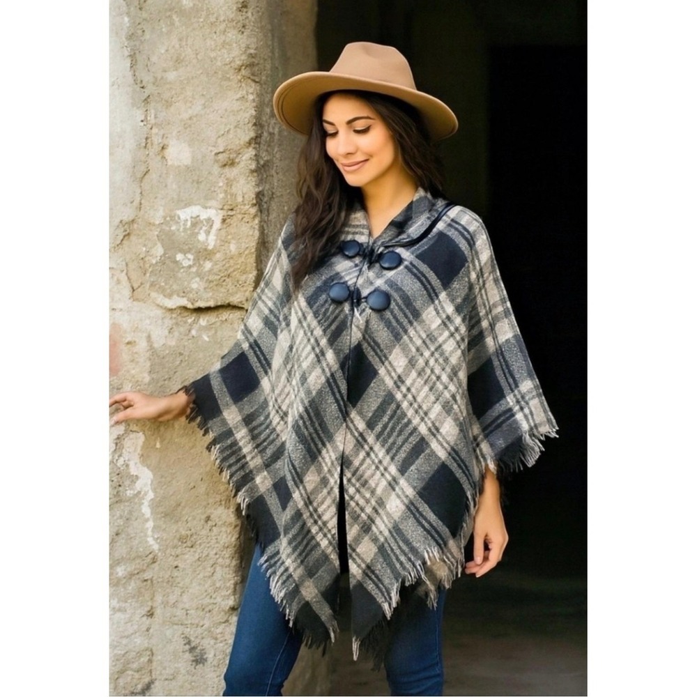 Mixit Women Charcoal Plaid Toggle Poncho Wrap Coastal Cowgirl Fringe O/S New